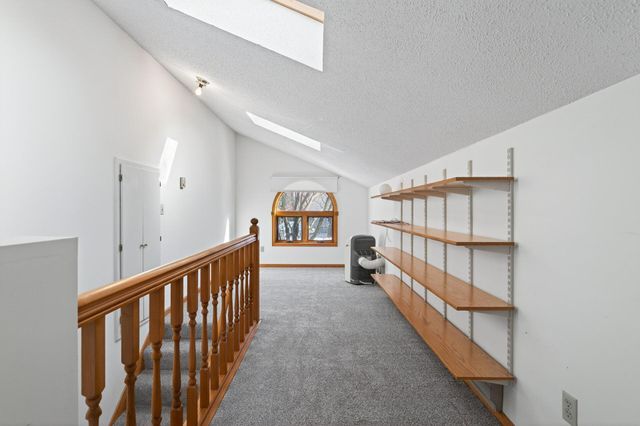 801 Southcross Drive E, Burnsville, MN 55306