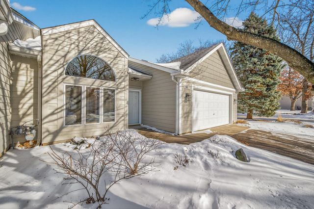 801 Southcross Drive E, Burnsville, MN 55306