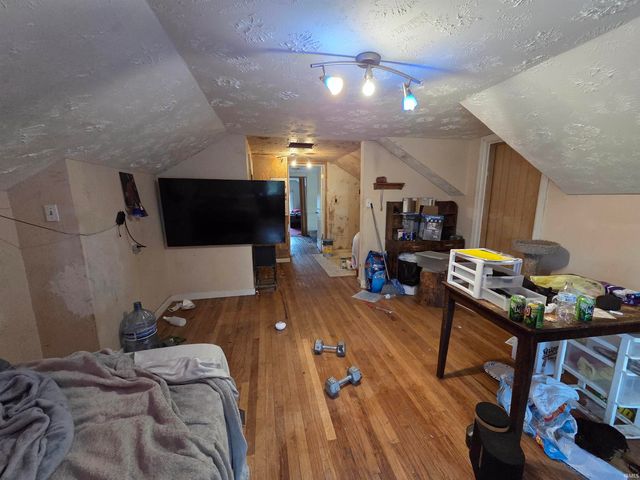 401 N First Street, Owensville, IN 47665