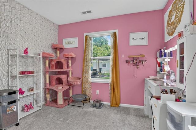 1901 S Cedar Avenue, Independence, MO 64052