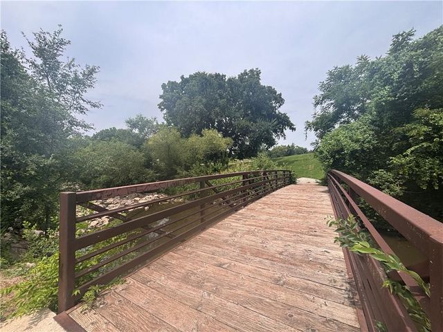 1901 S Cedar Avenue, Independence, MO 64052
