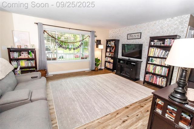 926 Meadow Drive, Davison, MI 48423