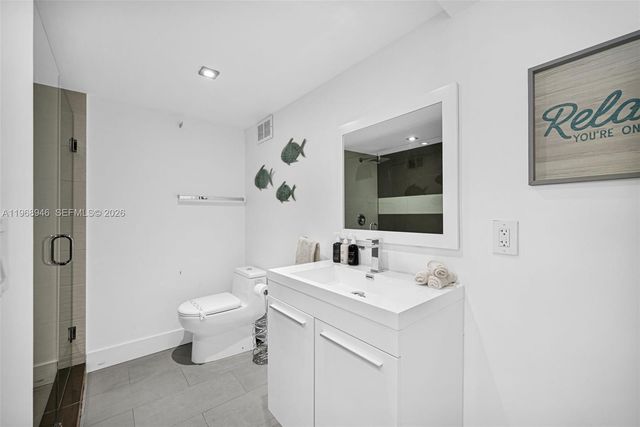 5225 Collins Ave 714, Miami Beach, FL 33140