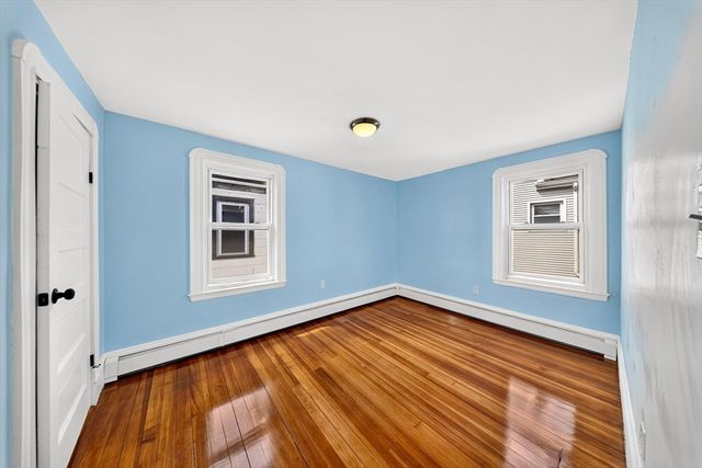 124 Mill St, New Bedford, MA 02740