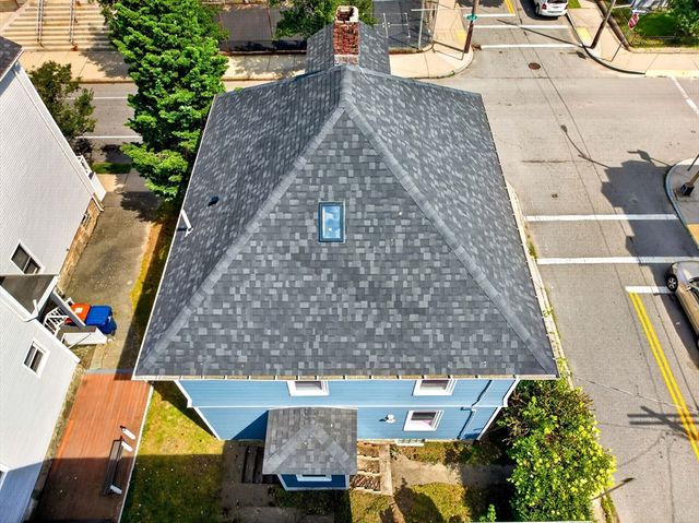 124 Mill St, New Bedford, MA 02740