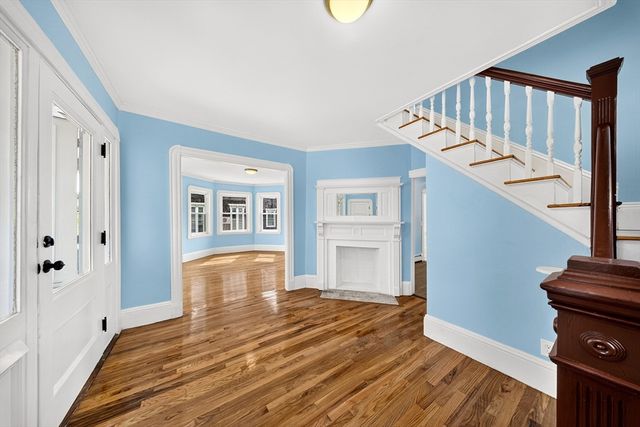 124 Mill St, New Bedford, MA 02740