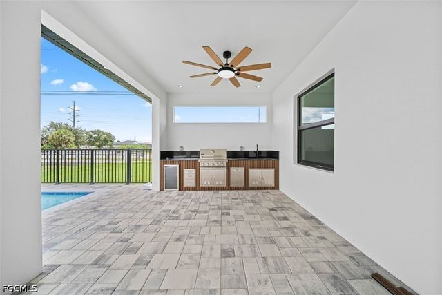 2417 SW 2nd TER, Cape Coral, FL 33991