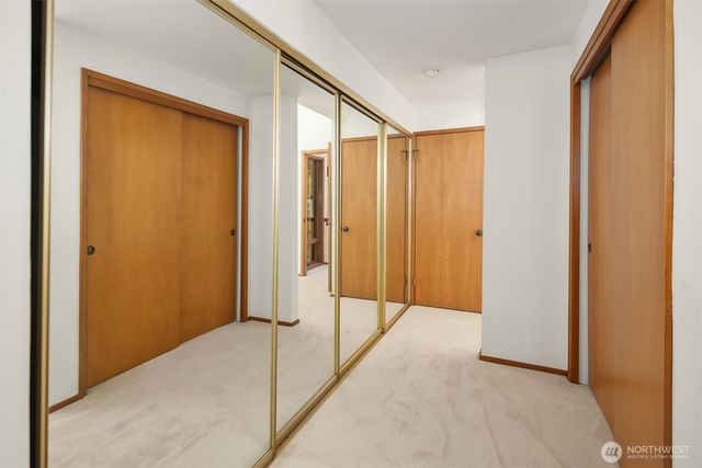 8438 N Mercer Way, Mercer Island, WA 98040