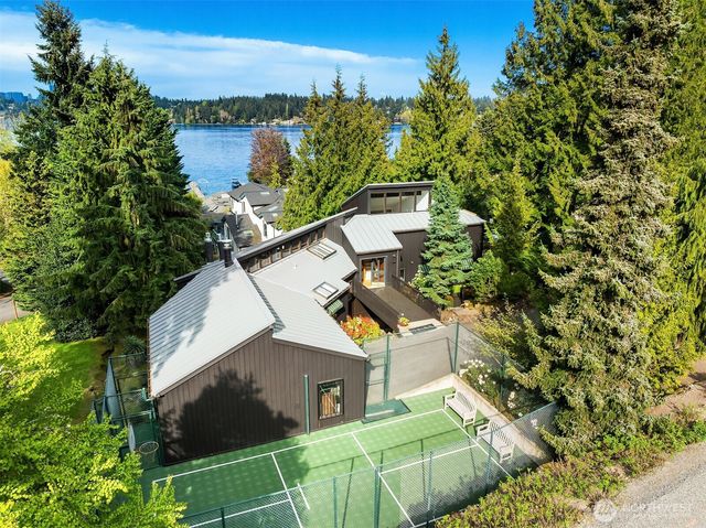 8438 N Mercer Way, Mercer Island, WA 98040