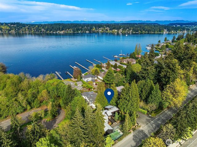 8438 N Mercer Way, Mercer Island, WA 98040