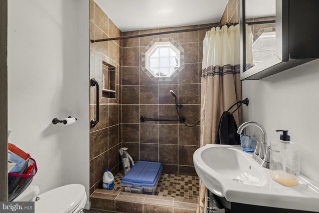 426 E 28TH DIVISION HWY, Lititz, PA 17543