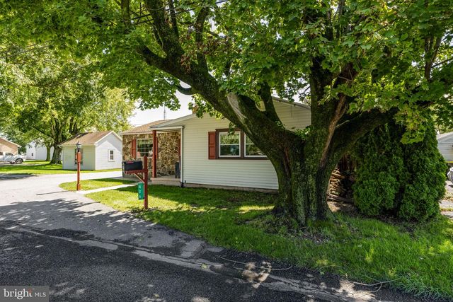 426 E 28TH DIVISION HWY, Lititz, PA 17543