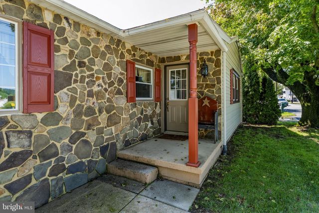 426 E 28TH DIVISION HWY, Lititz, PA 17543
