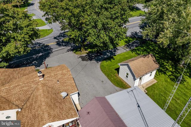 426 E 28TH DIVISION HWY, Lititz, PA 17543
