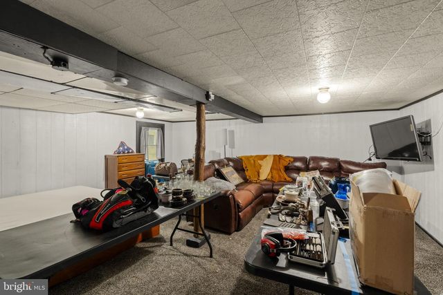 426 E 28TH DIVISION HWY, Lititz, PA 17543