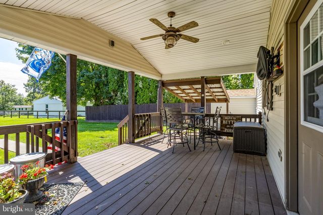 426 E 28TH DIVISION HWY, Lititz, PA 17543