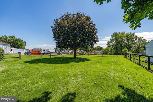 426 E 28TH DIVISION HWY, Lititz, PA 17543