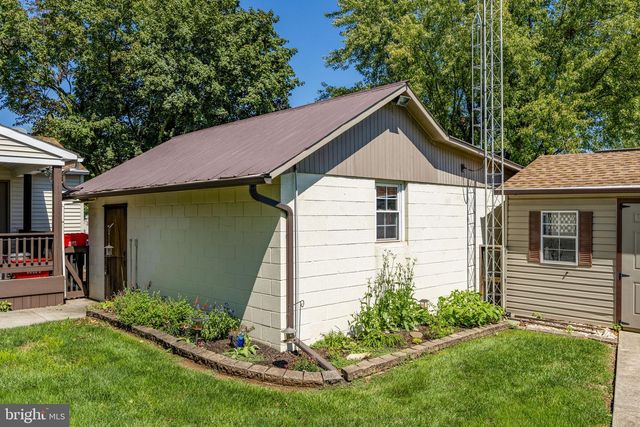 426 E 28TH DIVISION HWY, Lititz, PA 17543