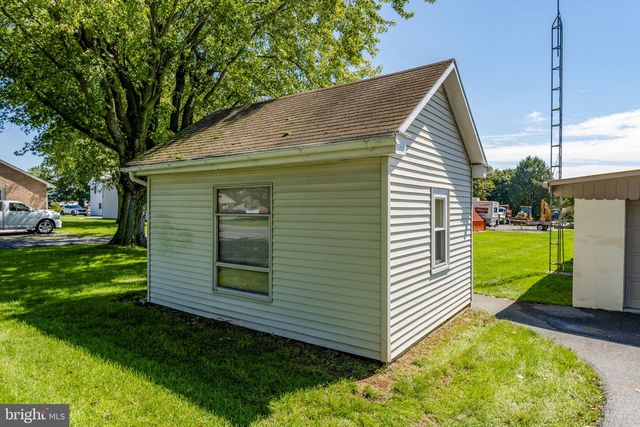 426 E 28TH DIVISION HWY, Lititz, PA 17543