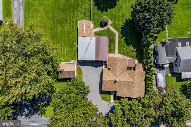 426 E 28TH DIVISION HWY, Lititz, PA 17543