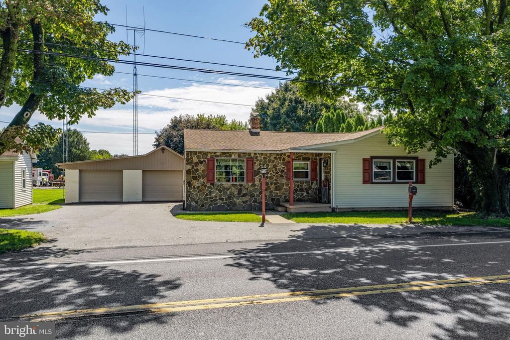426 E 28TH DIVISION HWY, Lititz, PA 17543