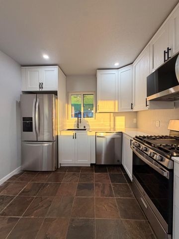 19751 Shirley Ln, Foresthill, CA 95631