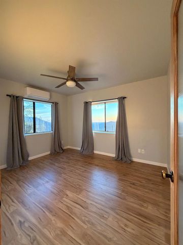 19751 Shirley Ln, Foresthill, CA 95631