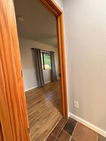 19751 Shirley Ln, Foresthill, CA 95631