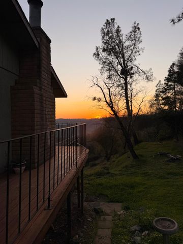 19751 Shirley Ln, Foresthill, CA 95631