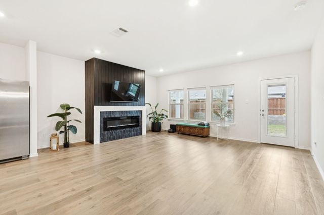 13148 S Haven Way, Providence Village, TX 76227