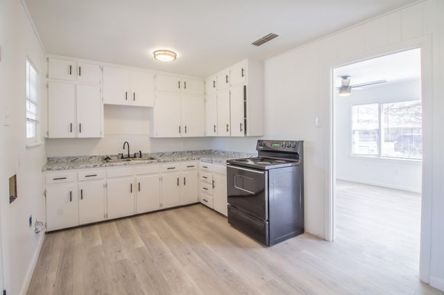 4808 42nd Street, Lubbock, TX 79414