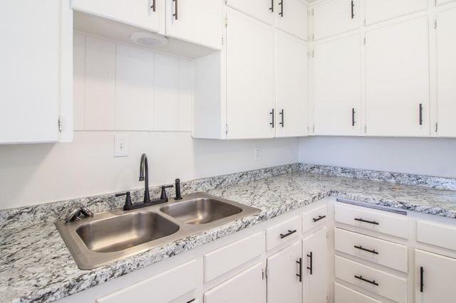 4808 42nd Street, Lubbock, TX 79414