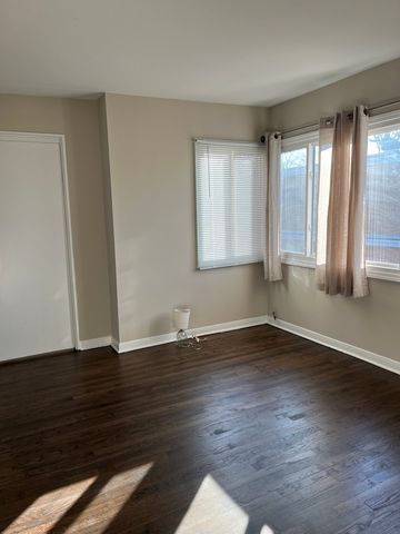 4864 Carol Street D, Skokie, IL 60077