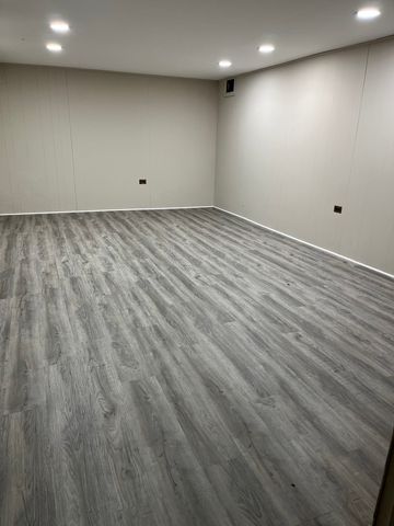 4864 Carol Street D, Skokie, IL 60077