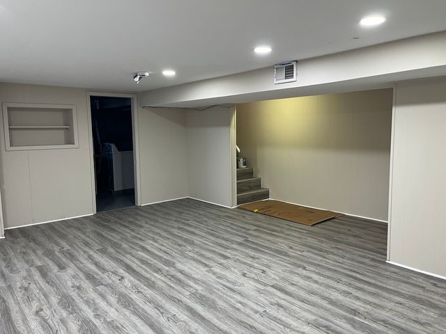 4864 Carol Street D, Skokie, IL 60077