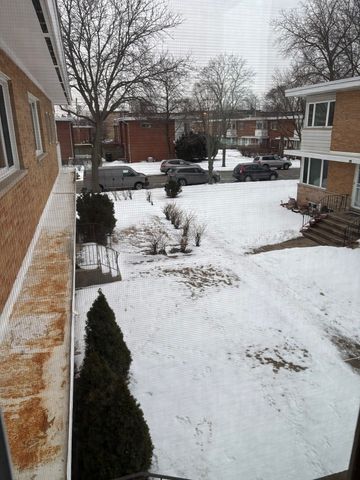 4864 Carol Street D, Skokie, IL 60077