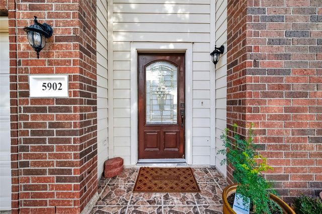 5902 Camron Point Circle, Katy, TX 77449