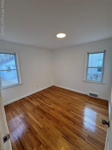 3205 Lincoln Street, Dearborn, MI 48124