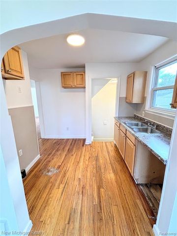 3205 Lincoln Street, Dearborn, MI 48124