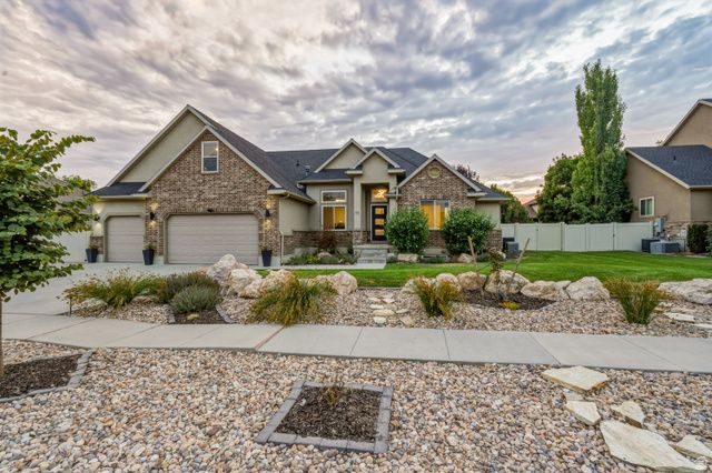 55 N SIERRA WAY, Layton, UT 84041