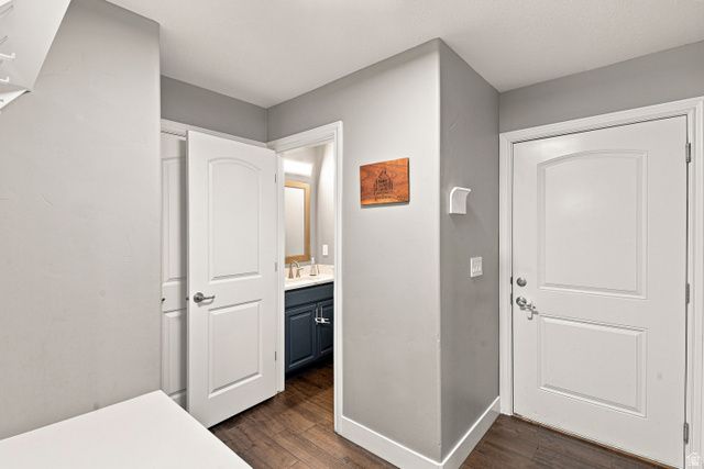 55 N SIERRA WAY, Layton, UT 84041