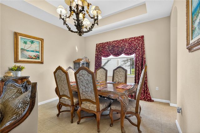 2016 Plainfield Drive SW, Vero Beach, FL 32968