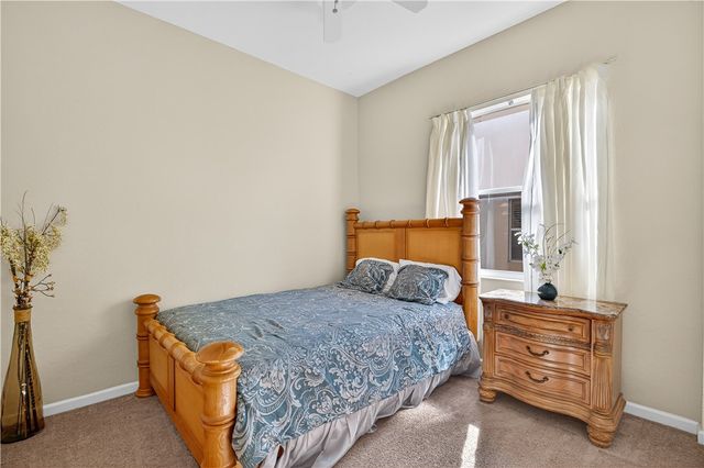 2016 Plainfield Drive SW, Vero Beach, FL 32968