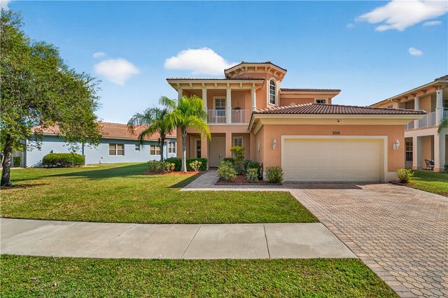 2016 Plainfield Drive SW, Vero Beach, FL 32968