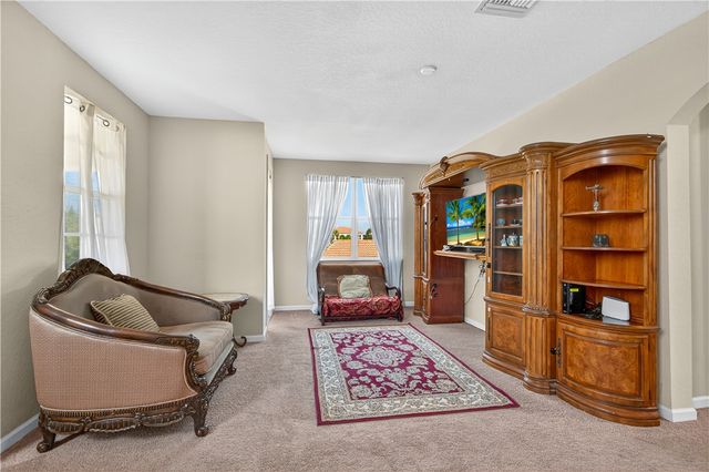 2016 Plainfield Drive SW, Vero Beach, FL 32968