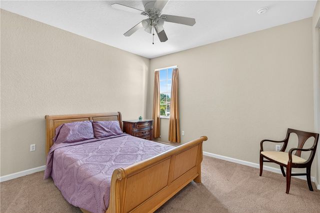 2016 Plainfield Drive SW, Vero Beach, FL 32968