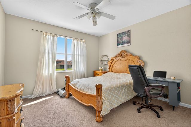 2016 Plainfield Drive SW, Vero Beach, FL 32968