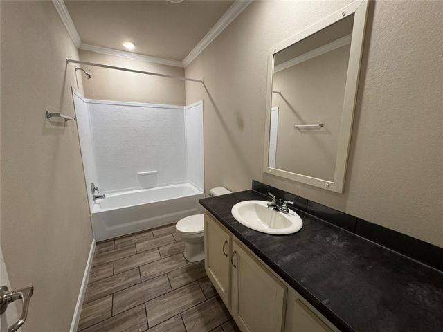 685 Eileens WAY, Dale, TX 78616