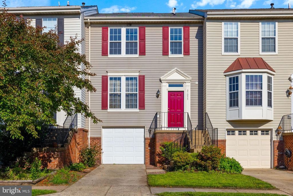 21055 CORNERPOST SQUARE, Ashburn, VA 20147