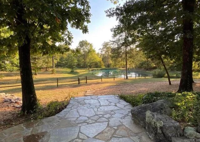 157 Austins Lane, Jessieville, AR 71949